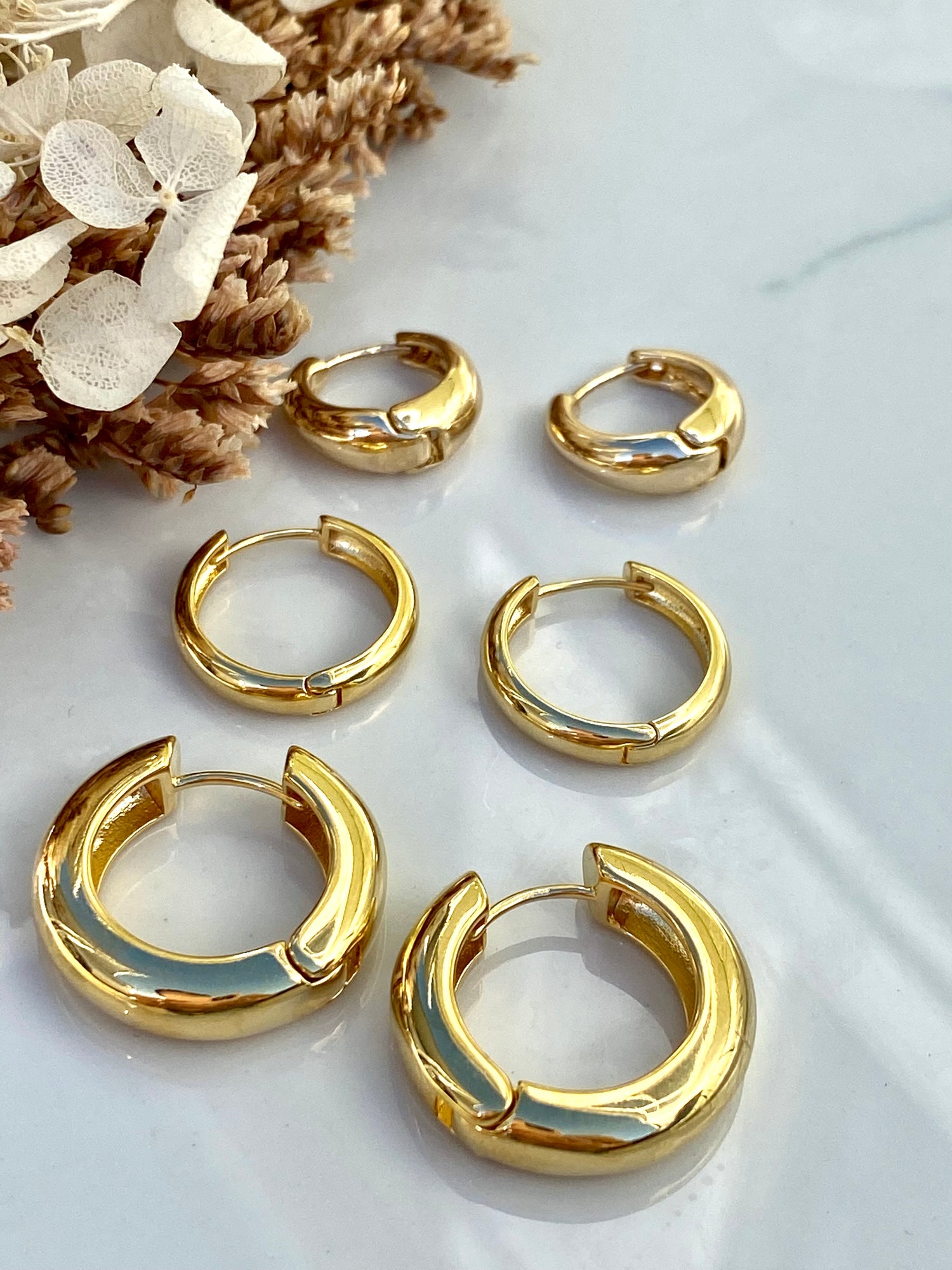 Mini Gold Hoops – Brandy's Popup